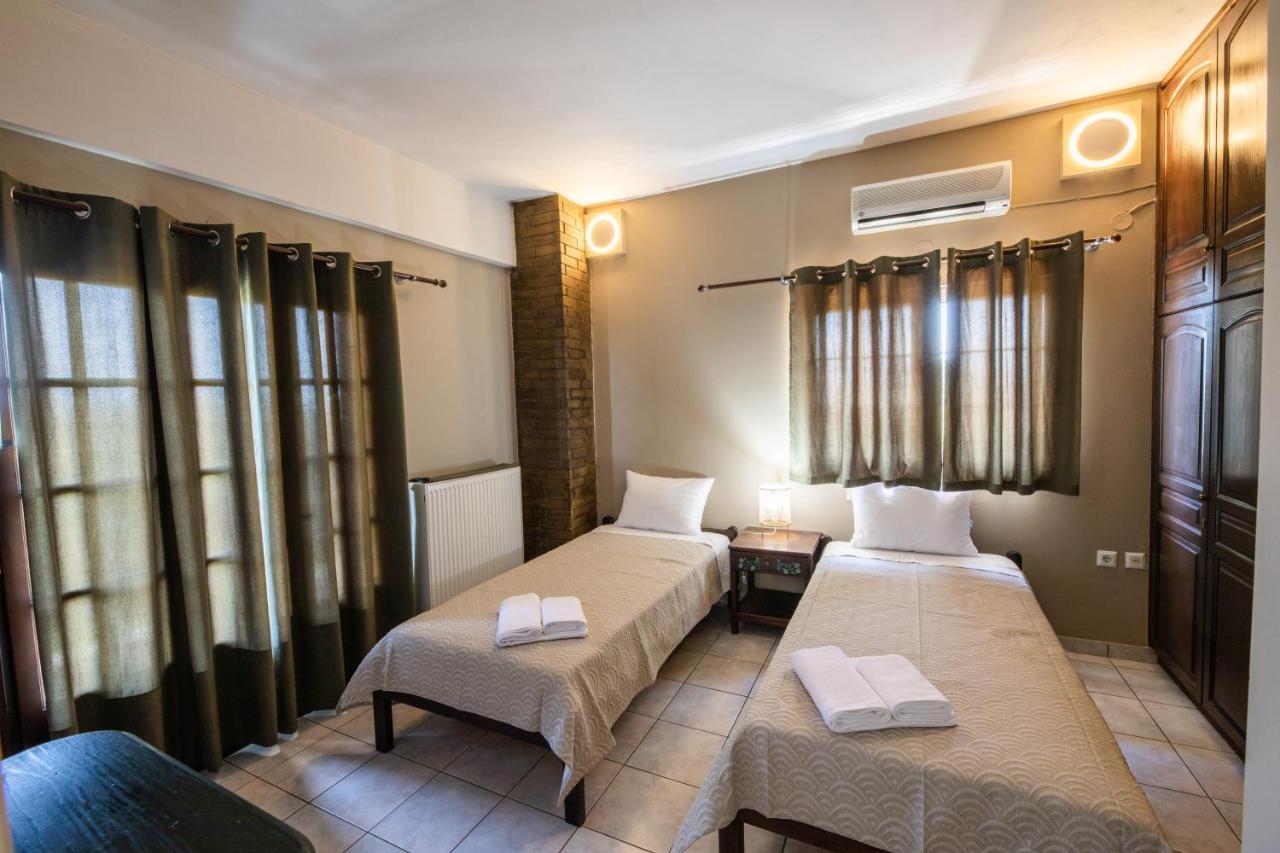 Villa Georgina B&B カタコロン エクステリア 写真