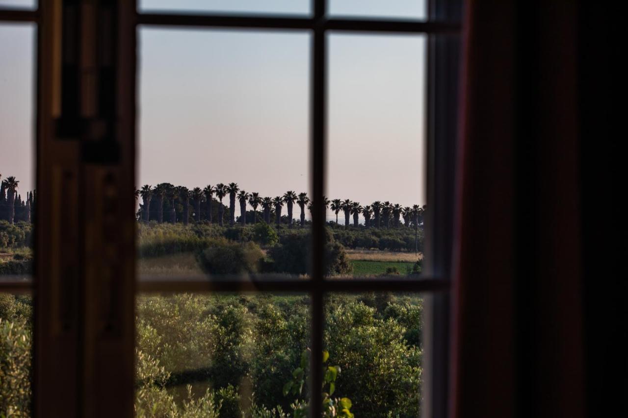 Villa Georgina B&B カタコロン エクステリア 写真