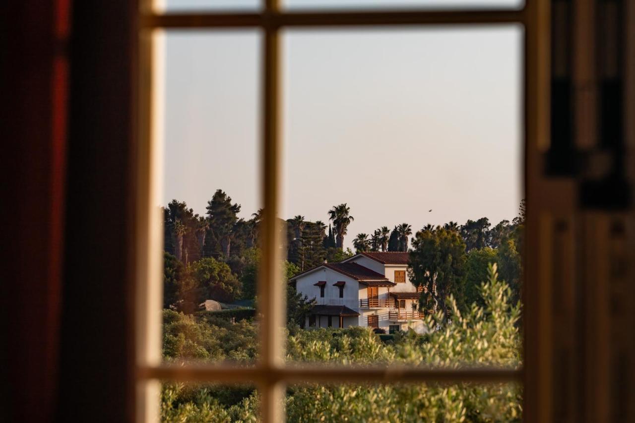 Villa Georgina B&B カタコロン エクステリア 写真